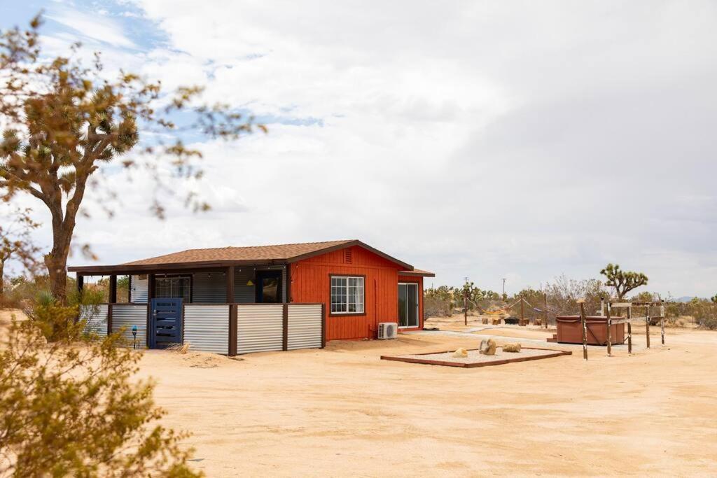 Cryptic Cabin-Tranquil Bohemian Getaway W/Hot Tub Villa Yucca Valley Dış mekan fotoğraf